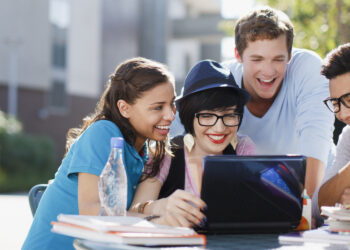 SAT (Scholastic Aptitude Test) Nedir?