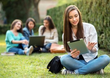 2015 Yurtdışından Öğrenci Kabulü ve Üniversitelere Başvurular Rehberi