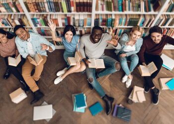 2021 International Student Admissions and Applications Guide to Universities